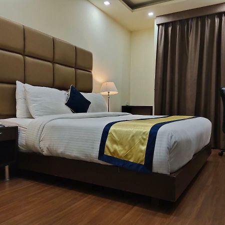 Days Hotel By Wyndham, Jalandhar Ngoại thất bức ảnh