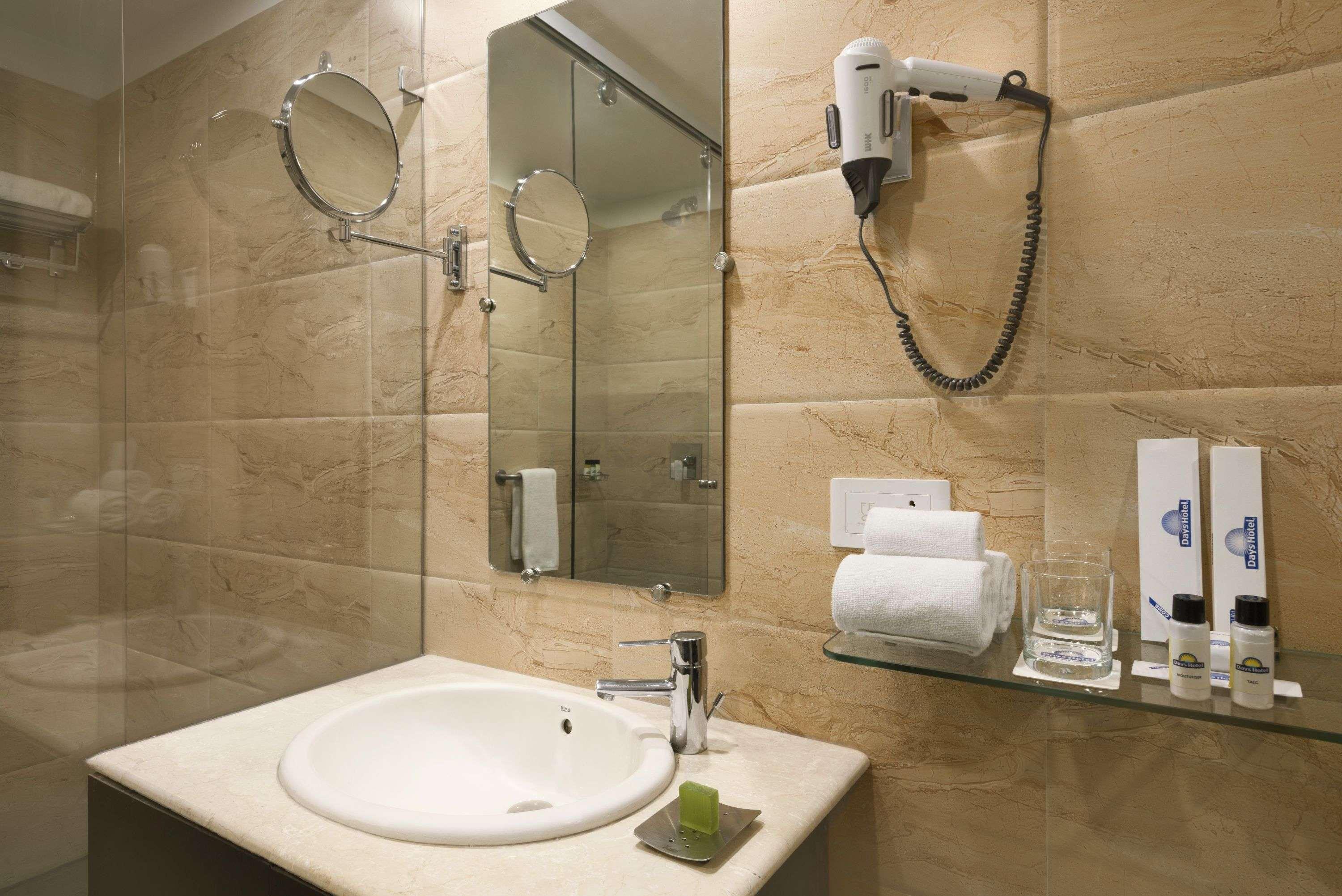 Days Hotel By Wyndham, Jalandhar Ngoại thất bức ảnh