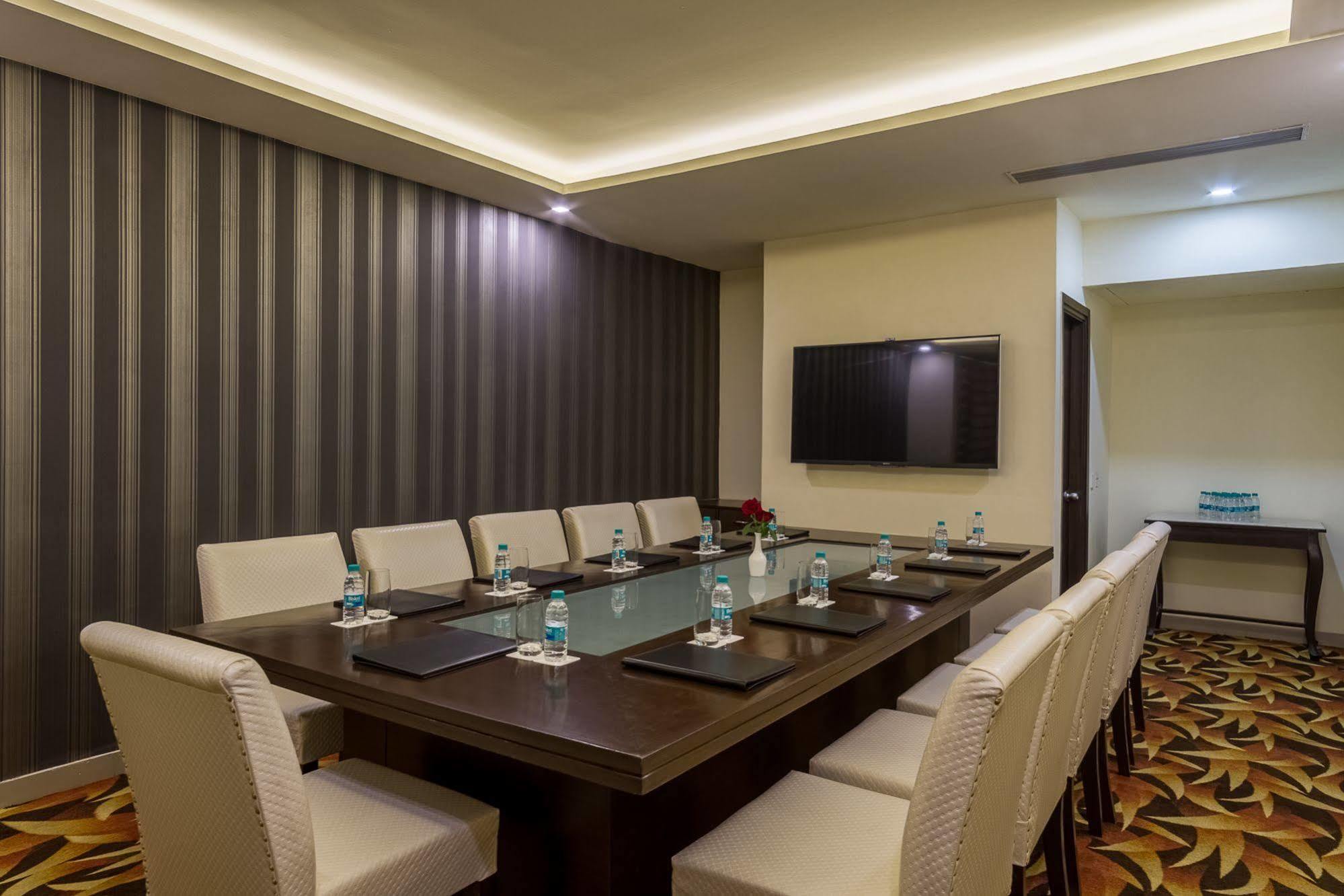 Days Hotel By Wyndham, Jalandhar Ngoại thất bức ảnh